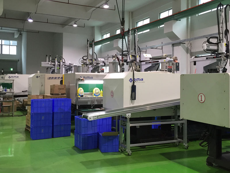 Haitian injection molding machine