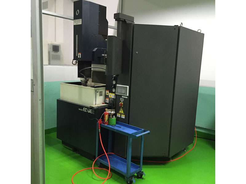 Makino mirror equipment